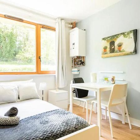 Spacious Room With Relaxing View Dublin Bagian luar foto